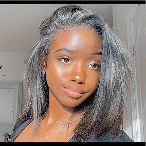 Meet your Posher, Alia